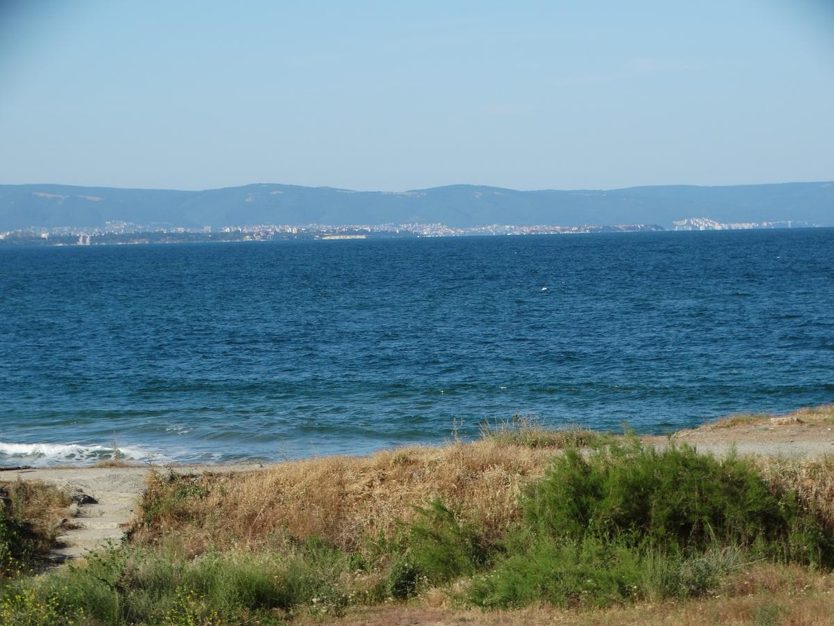 Lora Boutique Apartman Pomorie Kültér fotó