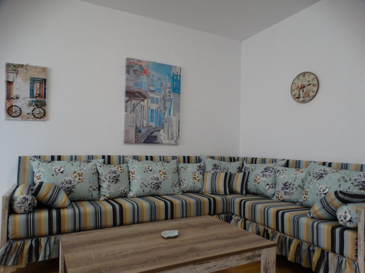 Lora Boutique Apartman Pomorie Kültér fotó