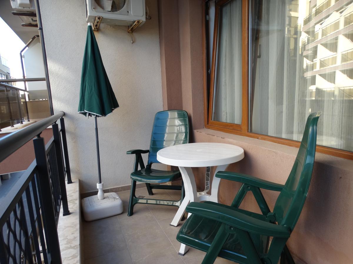 Lora Boutique Apartman Pomorie Kültér fotó